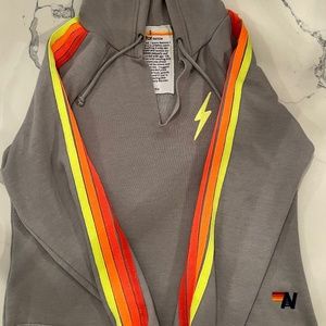 BOLT EMBROIDERY CLASSIC CROPPED CREW SWEATSHIRT NEON STRIPES